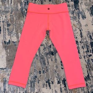 Pink Lululemon Cropped Leggings